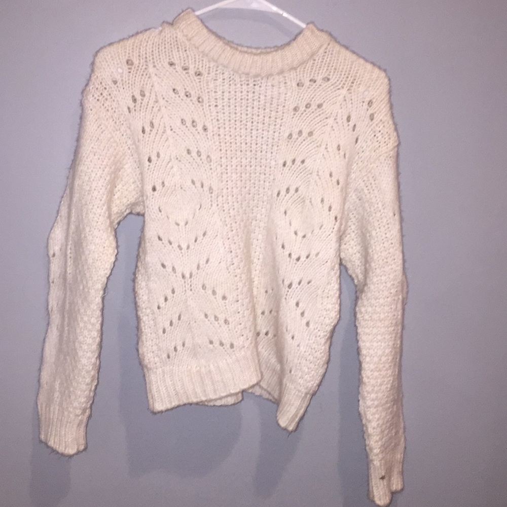 Urban Outfitter’s Cream Sweater // Size- XS